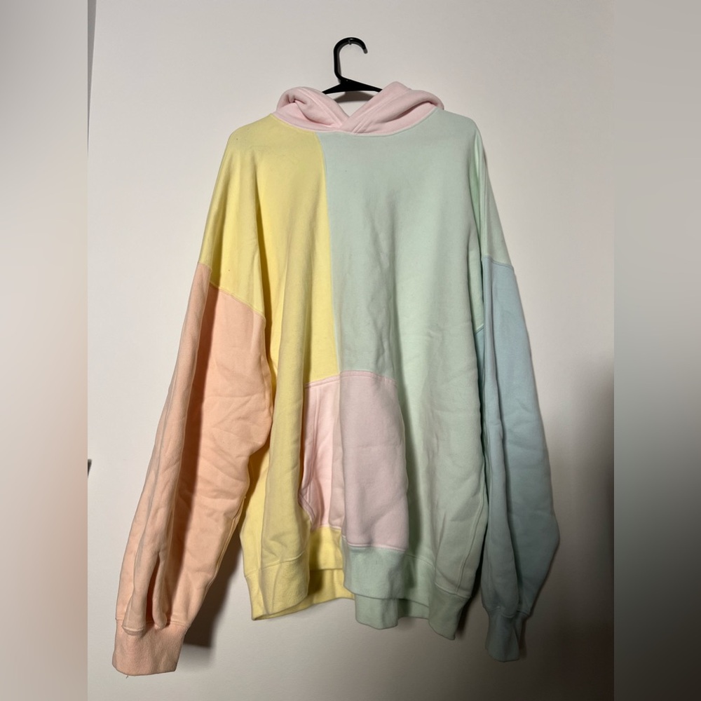 Abercrombie sweatshirt